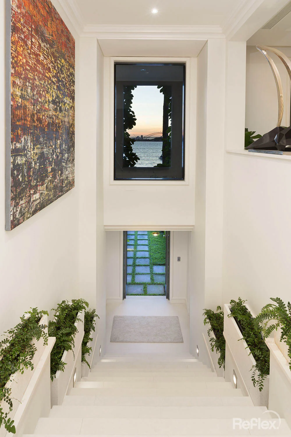88_3_Wingadal_Place_Point_Piper.jpg