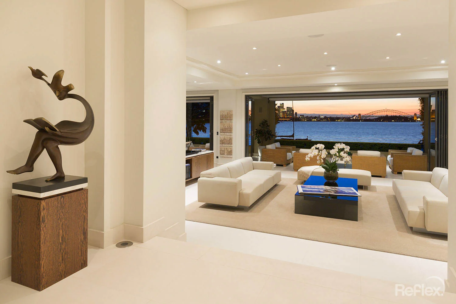 99_3_Wingadal_Place_Point_Piper.jpg