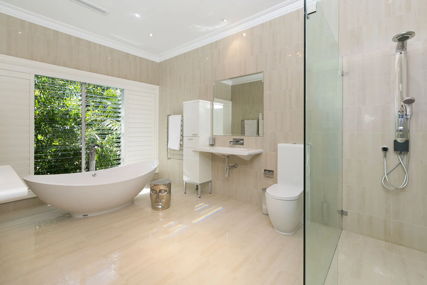 BATH_260_Edinburgh_Rd_Castlecrag.jpg