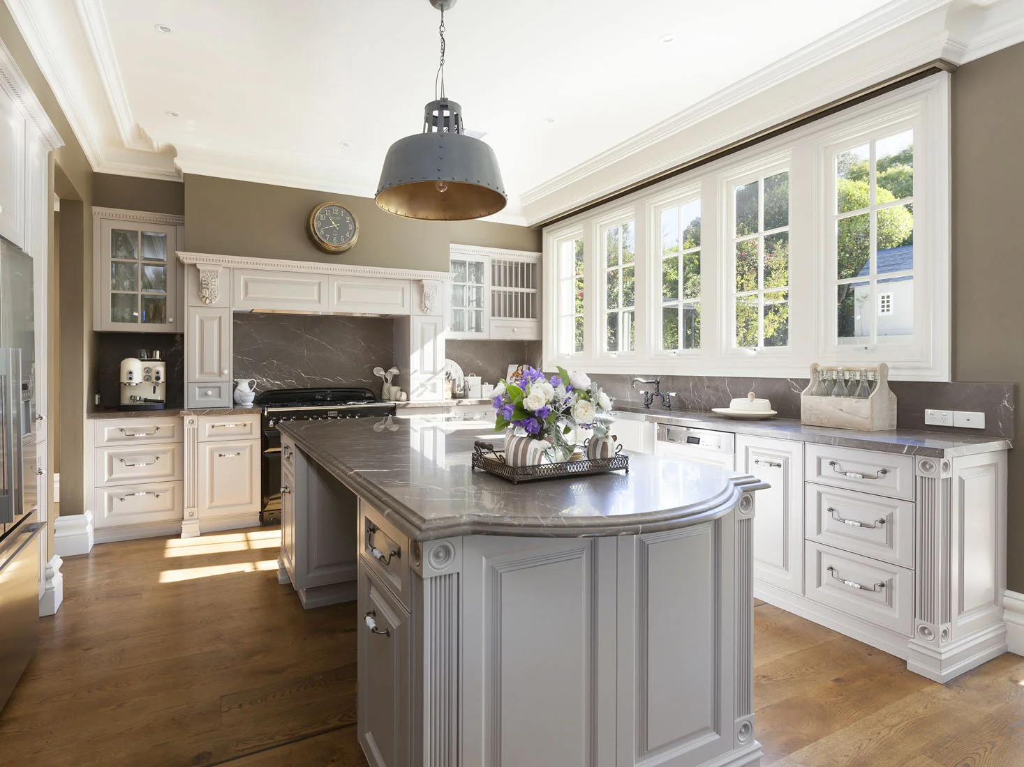 KITCHEN_48_Grandview_Grove_Seaforth.jpg