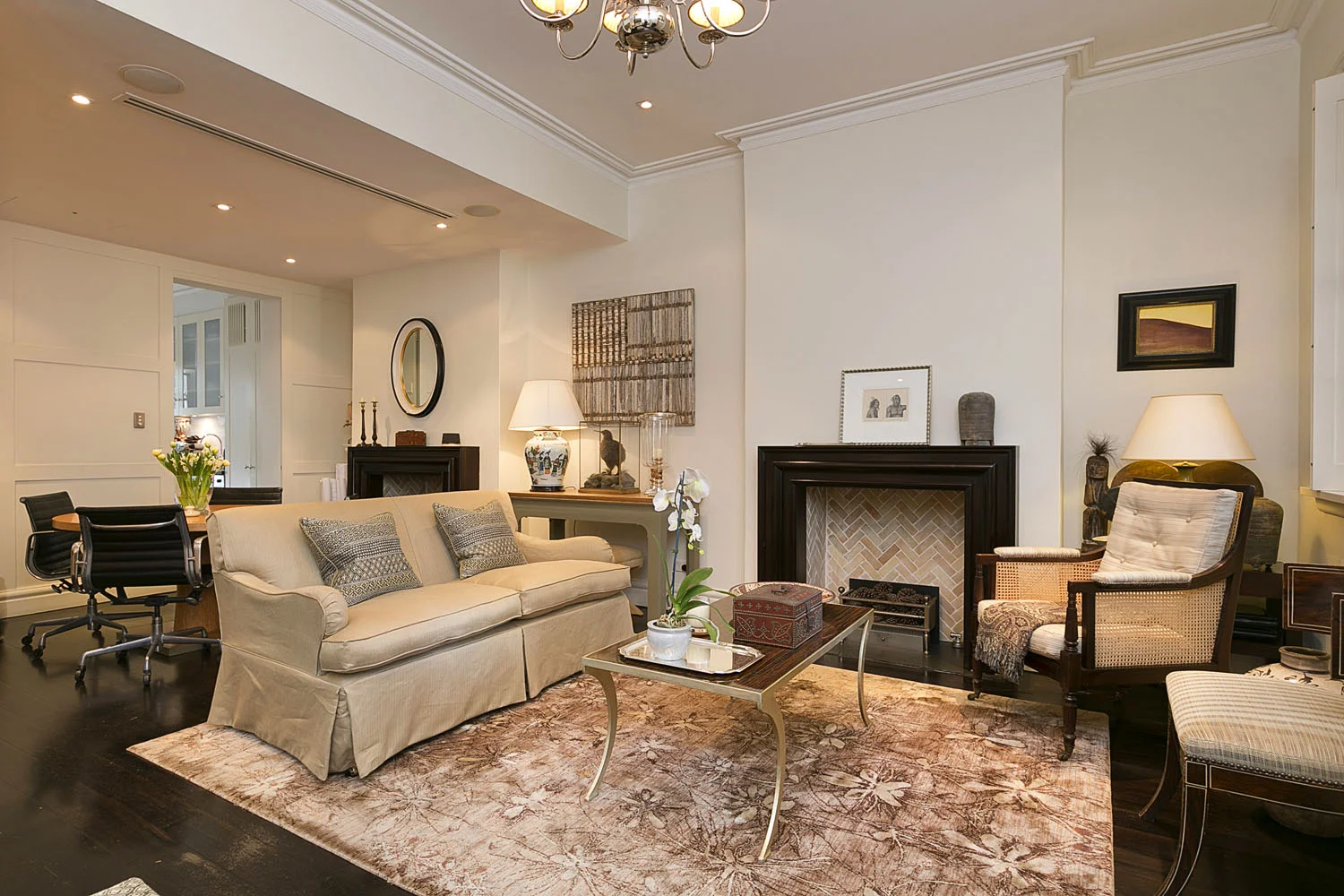 LOUNGE1_16_Francis_St_Darlinghurst.jpg