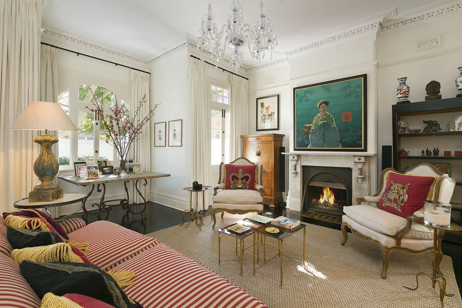 LOUNGE1_19_Wellington_St_Woollahra.jpg