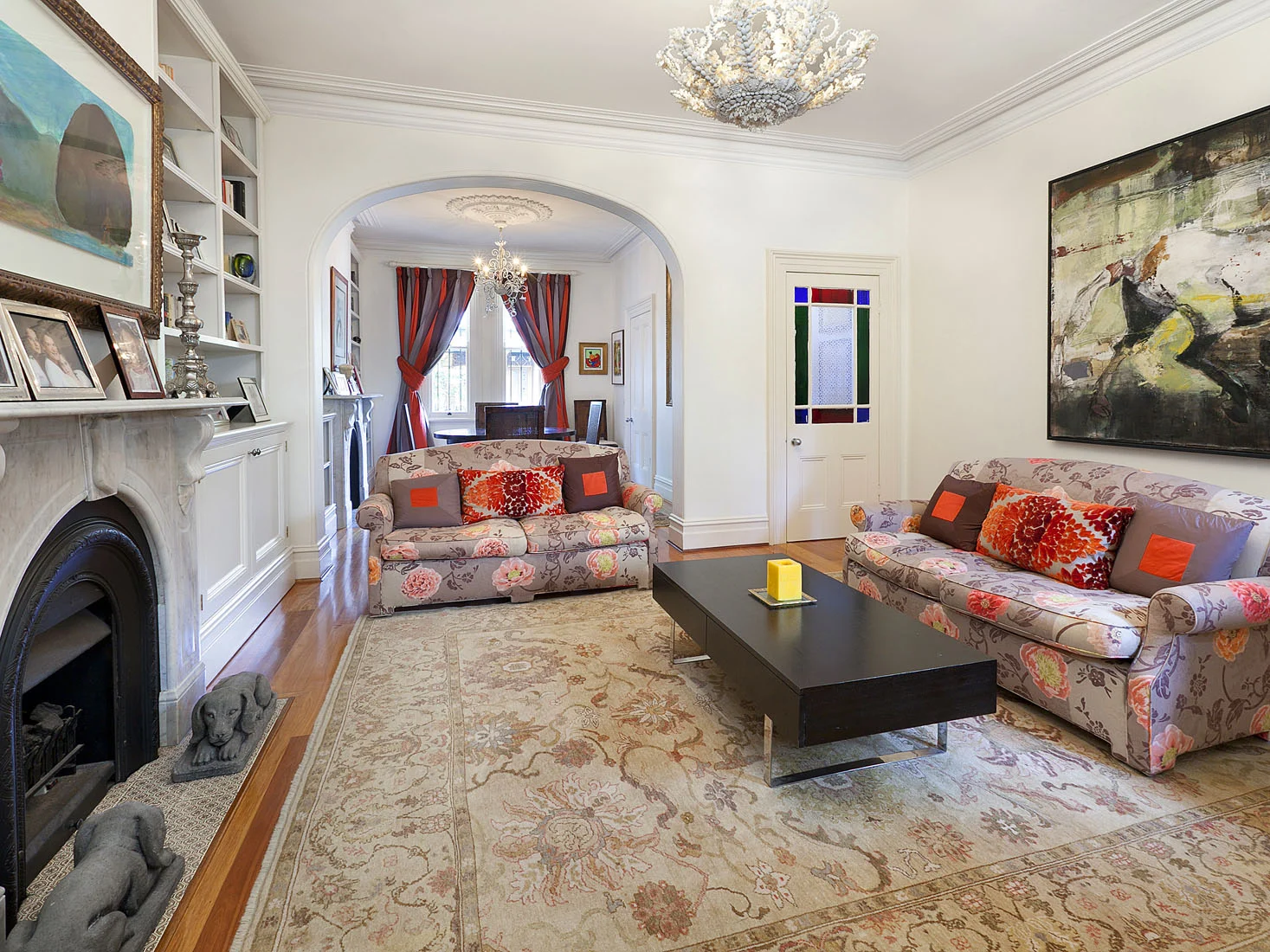 LOUNGEH_131_Underwood_St_Paddington.jpg