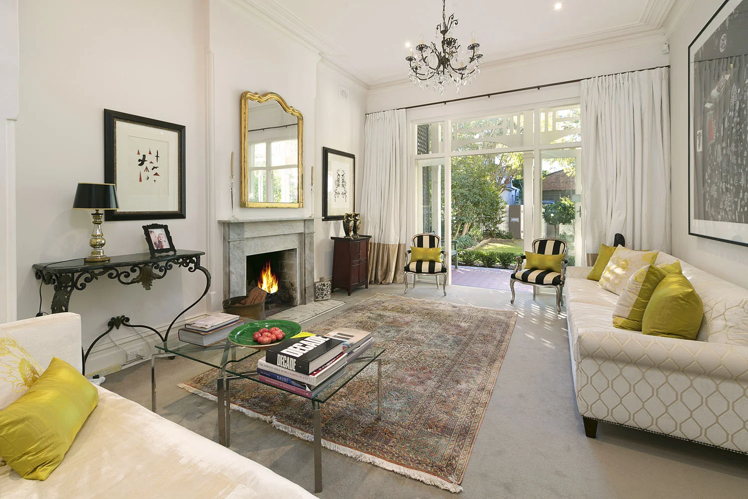 LOUNGE_12_Balfour_Rd_Rose_Bay.jpg