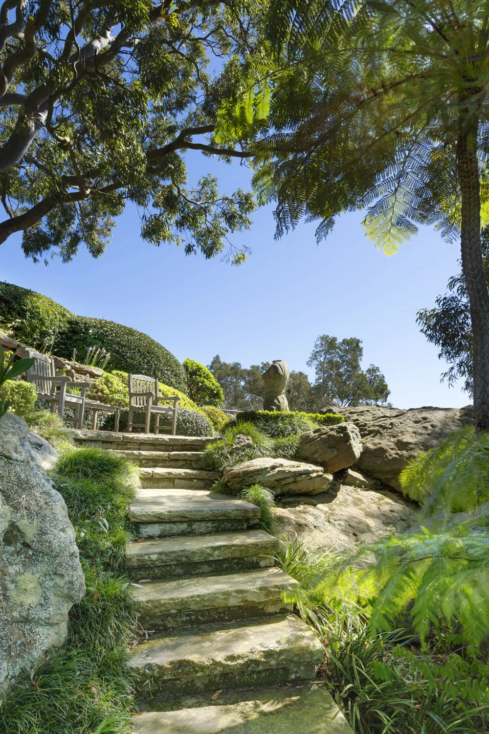 VERTSTAIRS_16_Linden_Way_Castlecrag.jpg